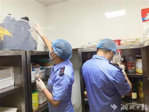 武漢市場監管云監督突擊探訪，保障酒店后廚衛生與會議安全